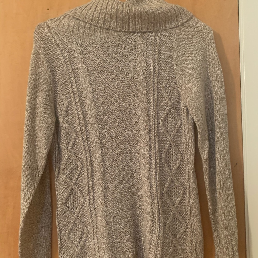New York & company sweater